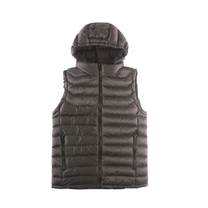 Naka-stock ang Men's Padded Gilet 